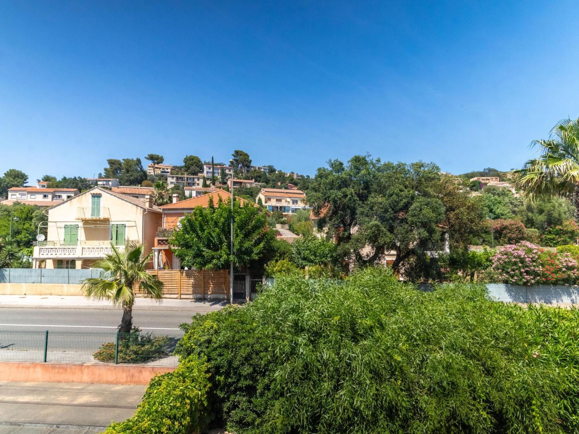 Apartment Les Ilaires By Interhome Le Lavandou Exterior foto